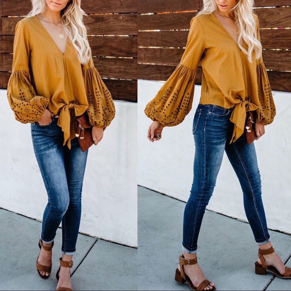 Last 3! Boho Peasant balloon sleeve tie top